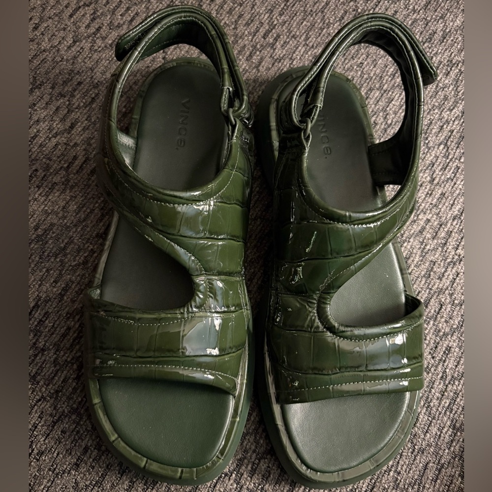 Vince Fresca Sandal in Olive Green Croc-Print Leather Women’s 7.5 - Picture 7 of 16